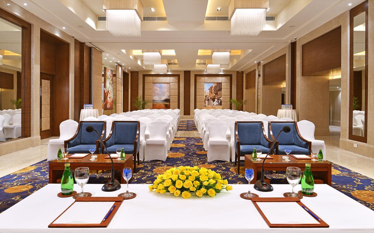Golden Sarovar Portico Amritsar Exterior foto